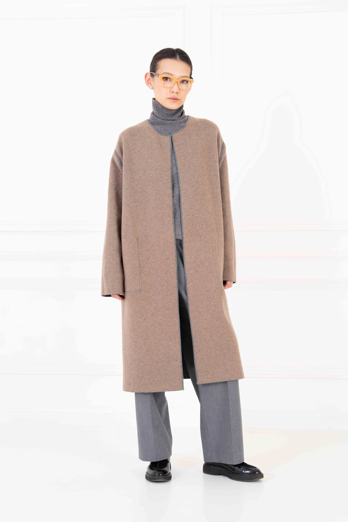Damen Kaschmir Wendemantel – Hellgrau / Taupe